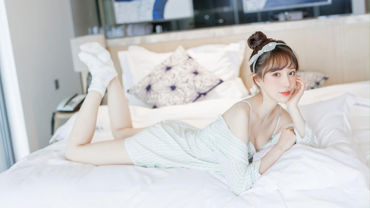 刀塔传奇免费版，重燃你的战斗激情