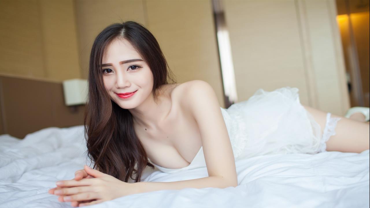 风驰电掣，一骑绝尘——揭秘天天飞车超人的魅力世界