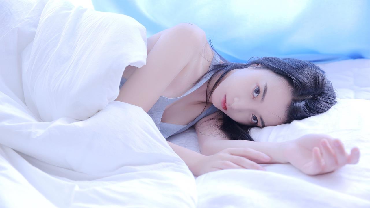 晨钟暮鼓hongkong播放: 在香港的晨暮中迎接身心的平衡与和谐